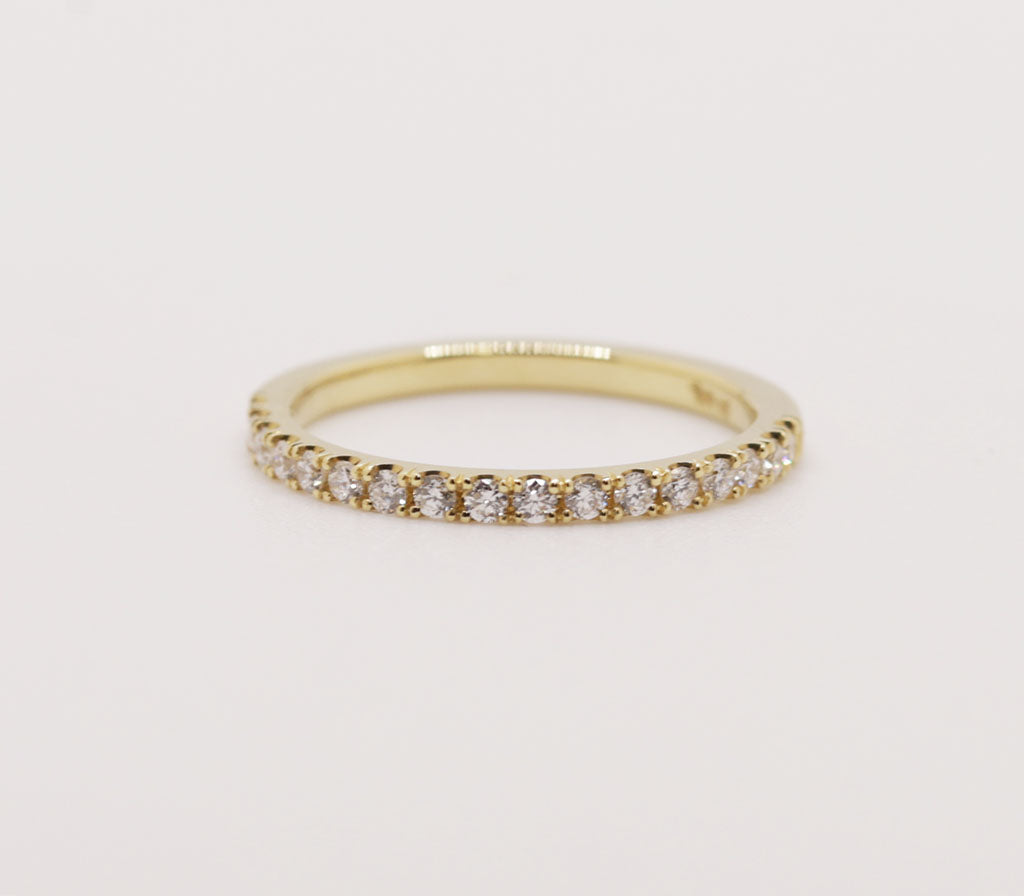 Half-Eternity Band with Lab-Grown Diamonds (18K Yellow Gold)