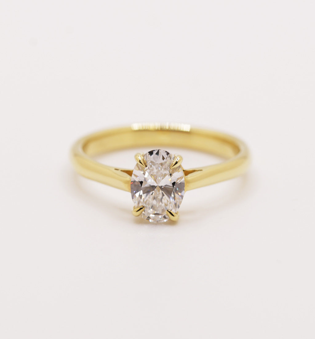 Oval Solitaire Lab-Grown Diamond 0.96ct (18K Yellow Gold)